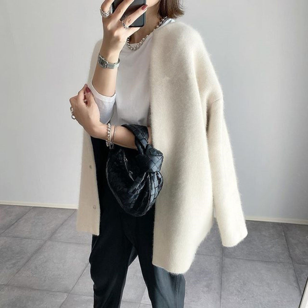 Chloe | Luxurious Knit Cardigan